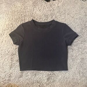 ALO Yoga Charcoal Gray Crop Top